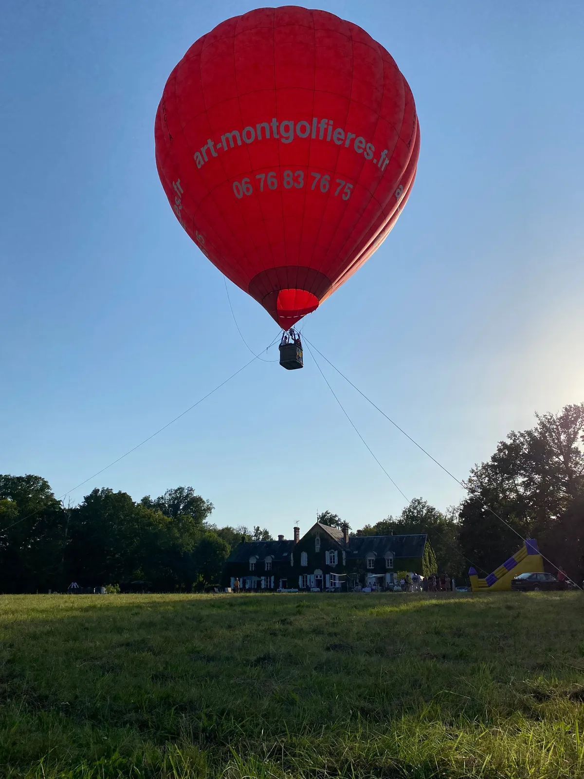ballon d'Art Montgolfières en vol captif