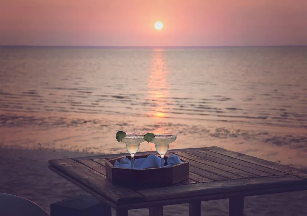 apéro plage bazaruto Zazu Voyage