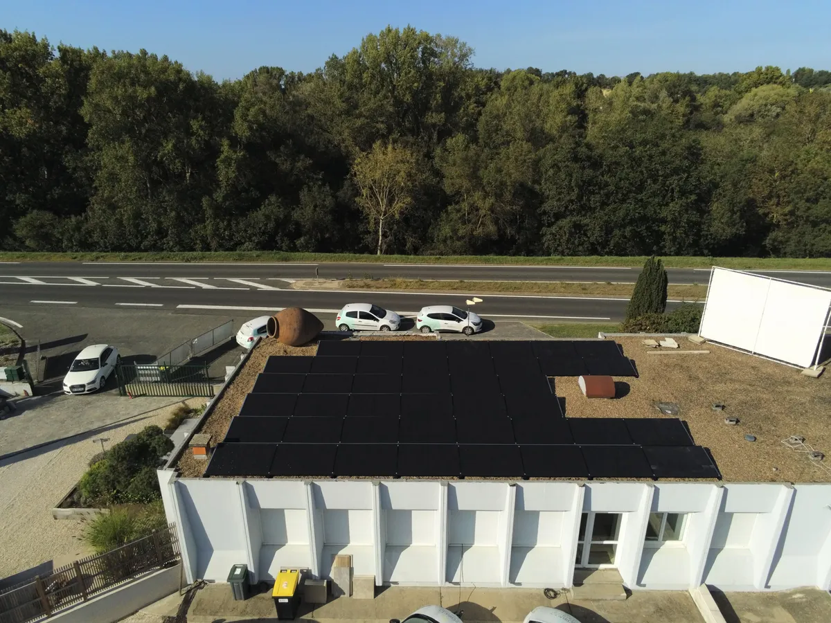 Pose photovoltaïque toit plat 20 kwc